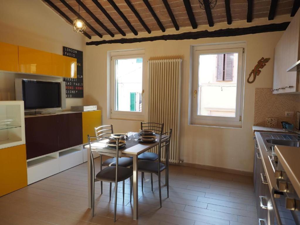 Contrada House By Francigenaapartments Siena Eksteriør bilde